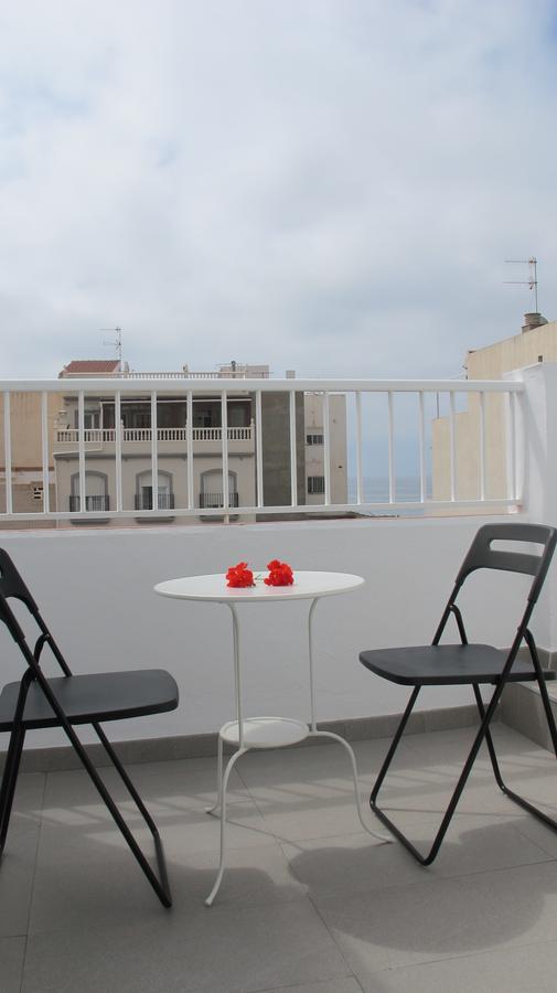 Hostal Onteniente La Mamola Exterior foto
